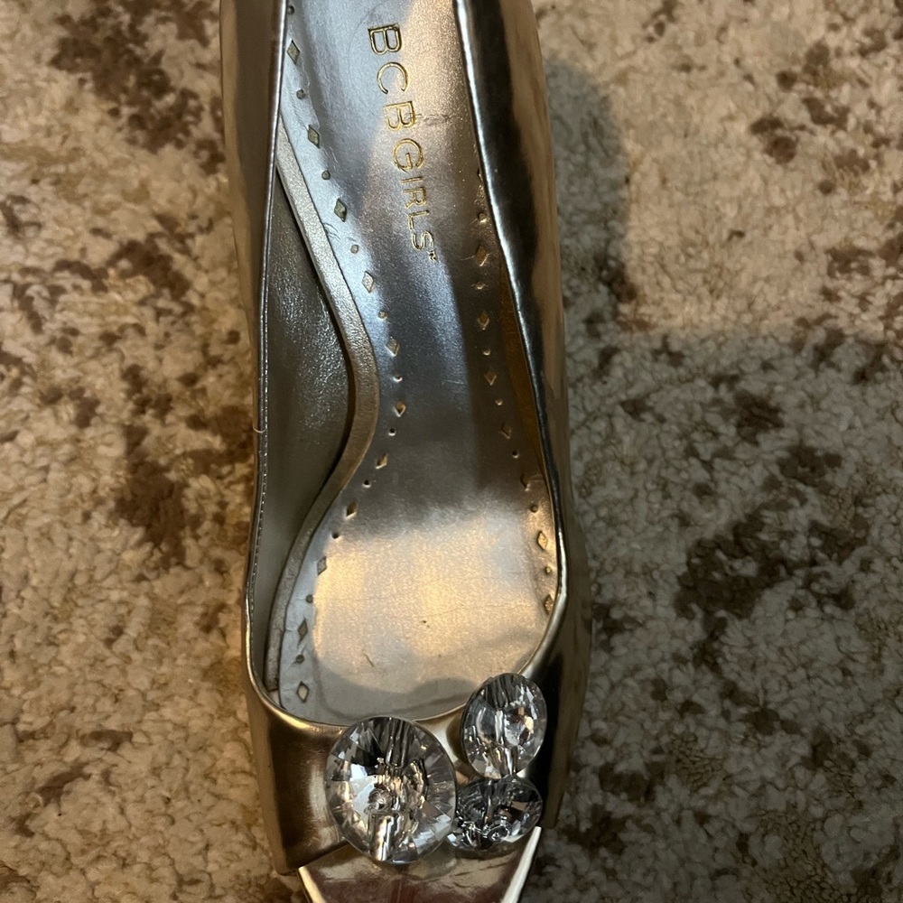 BCBGirls : gold high heels,size 36 1/2